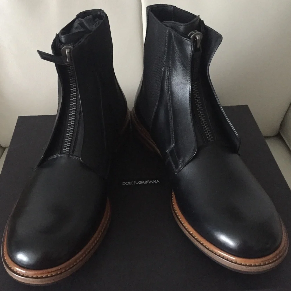 Authentic Dolce & Gabbana Leather Zip Mid Boot - Picture 1 of 10